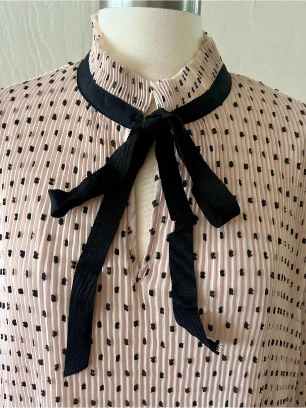 Max Studio Beige Swiss Dot Tie-Neck Blouse - Picture 2 of 13